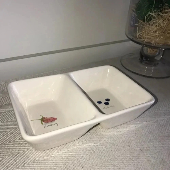 🍓RAE DUNN🍓fruit divided dish  - Picture 2 of 2